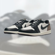 Air Jordan 1 Low OG
Mocha