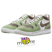 Nike Attack
Oil Green and Ironstone